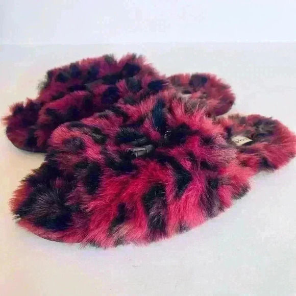 Coach Zoe Slipper with Oceot Print - Picture 5 of 7